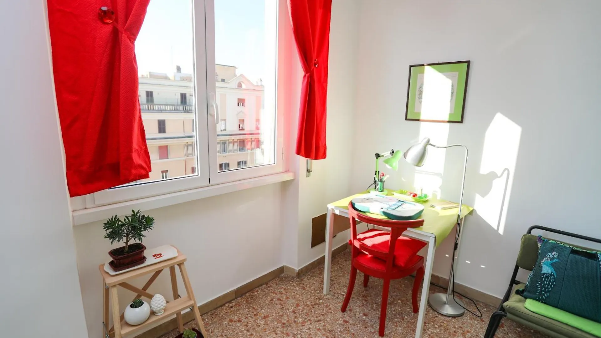 Apartment Aura Home - Grazioso Appartamento Vicino Alla Metro A E C Rome